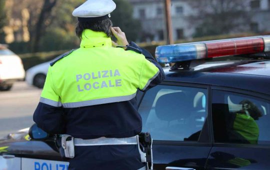 Codice della Strada: multe e reclusione per chi nasconde la targa del veicolo