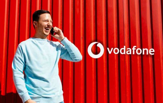 Offerte esclusive wifi e rete telefonica Vodafone: promozione a 7,99 euro al mese. Passa a Vodafone