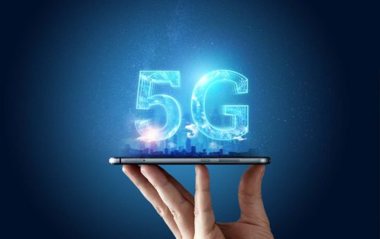 Il miglior operatore telefonico con rete 5G: la classifica secondo OpenSignal delle compagnie telefoniche con la miglior connessione dati internet wifi 5G 2022/2023. Tim Vodafon Iliad e WindTre