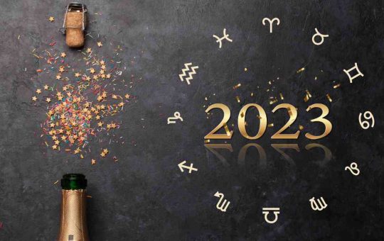 Oroscopo di dicembre 2022: I segni fortunati delle festività, natalizie. Vergine, Ariete, Capricorno, Sagittario e Acquario